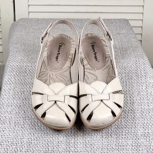 Classic Bare Traps Cream Leather Delisha Fisherman Slingback Sandals Boho Size 6